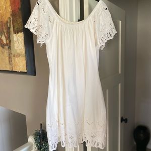 EverEve lined cream colored dress